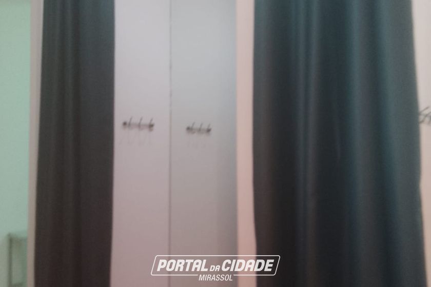 Sal&atilde;o Comercial para alugar - 50m&sup2; - Centro