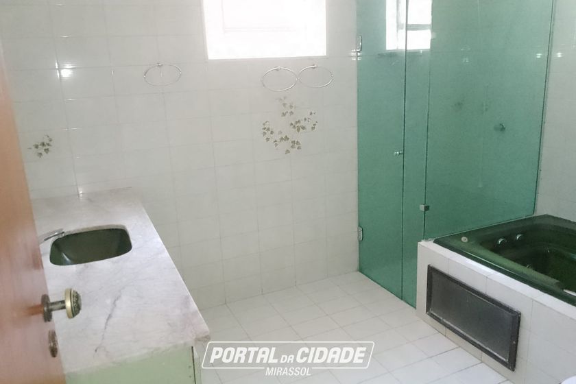 Casa para alugar - 205m&sup2; - Santa Cruz