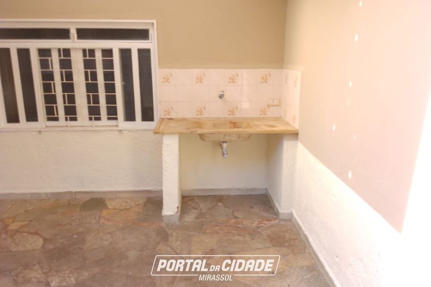 Casa para alugar - 205m&sup2; - Santa Cruz