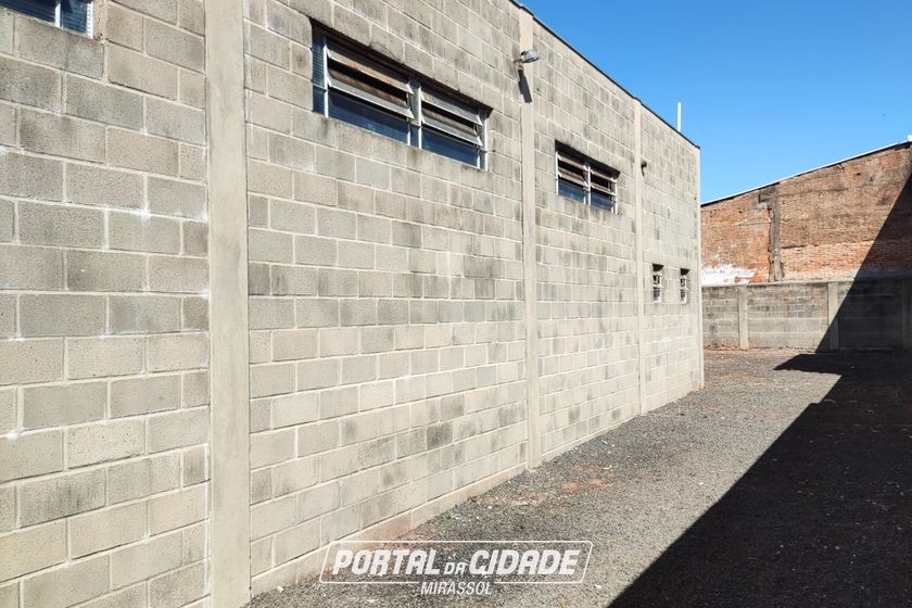 Sal&atilde;o Comercial &agrave; venda - 96m&sup2; - Jardim Ouro Verde