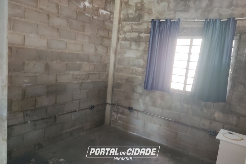 Sal&atilde;o Comercial &agrave; venda - 96m&sup2; - Jardim Ouro Verde