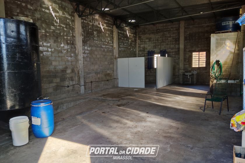 Sal&atilde;o Comercial &agrave; venda - 96m&sup2; - Jardim Ouro Verde