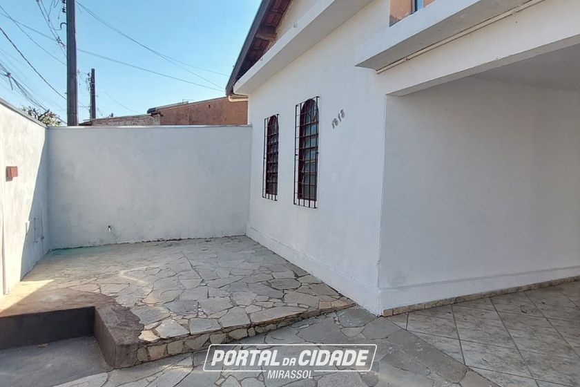 Casa para alugar - 100m&sup2; - Parque Jos&eacute; Maria Navarrete
