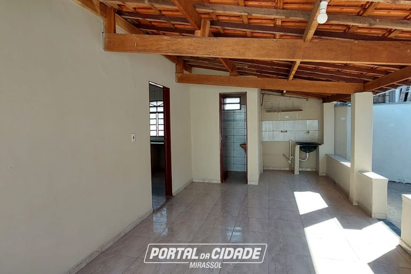 Casa para alugar - 100m&sup2; - Parque Jos&eacute; Maria Navarrete