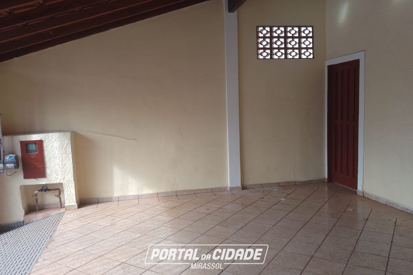 Casa para alugar - 150m&sup2; - Centro