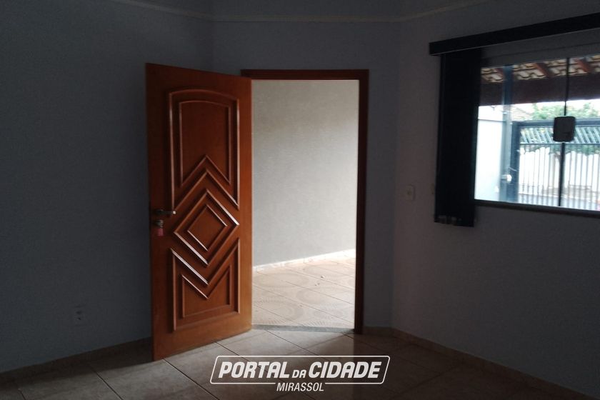 Casa para alugar - 109m&sup2; - Residencial Regissol I
