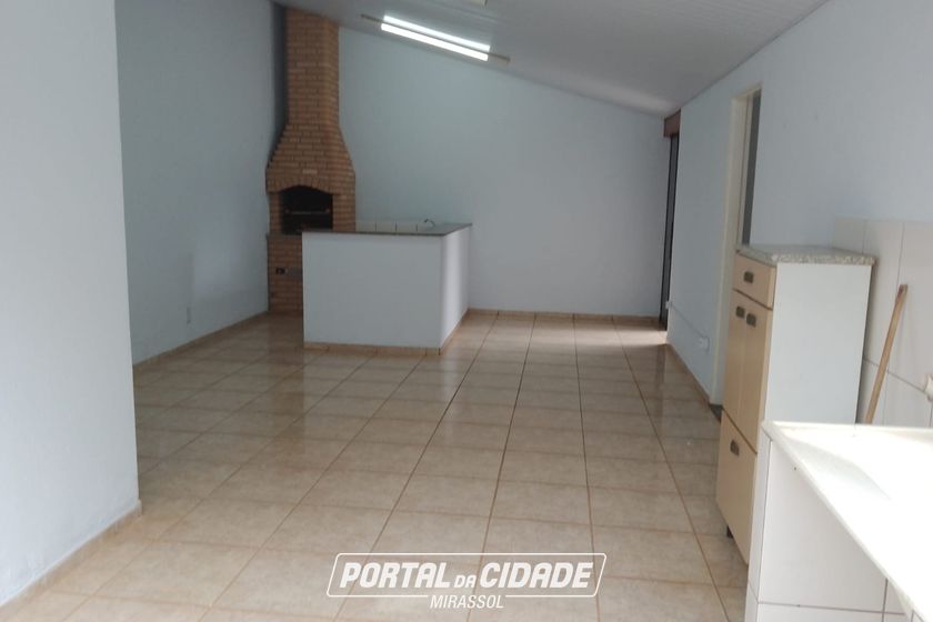 Casa para alugar - 109m&sup2; - Residencial Regissol I