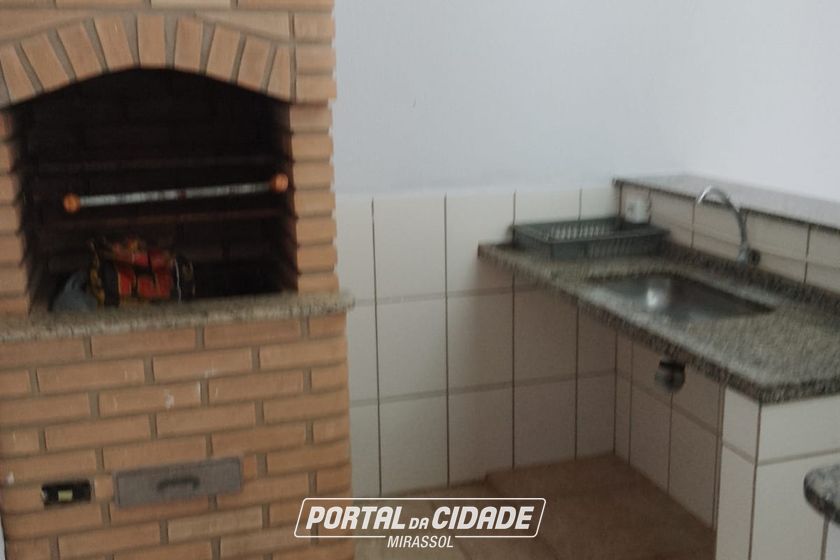 Casa para alugar - 109m&sup2; - Residencial Regissol I