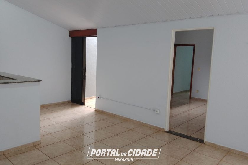 Casa para alugar - 109m&sup2; - Residencial Regissol I