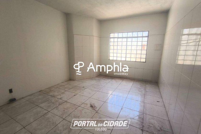 Sala Comercial &agrave; venda - 290m&sup2; - Santa Cruz