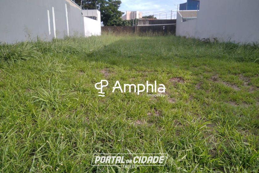Terreno &agrave; venda - 423m&sup2; - Santa Felicidade