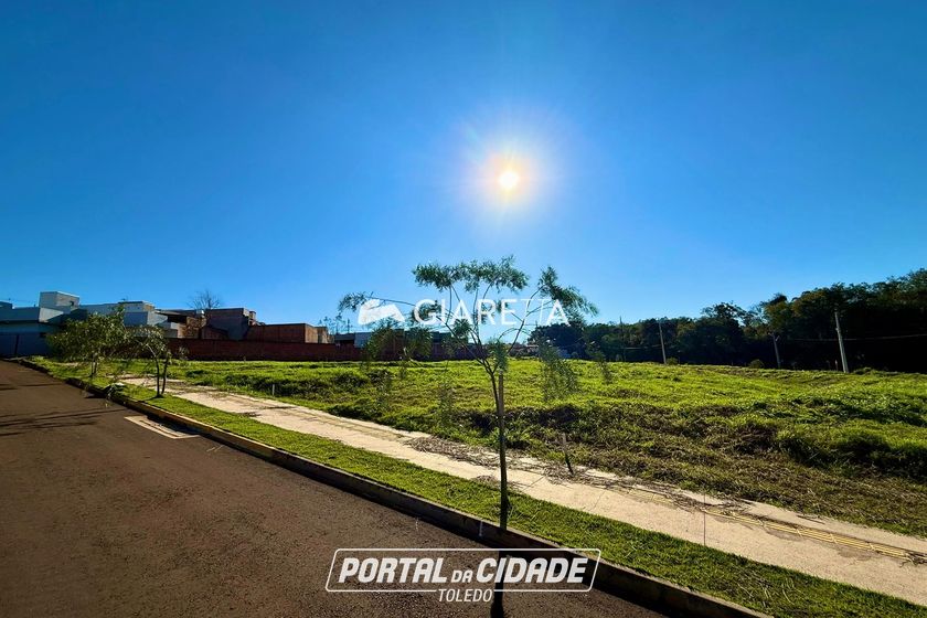 Terreno &agrave; venda - 354m&sup2; - JARDIM PANORAMA