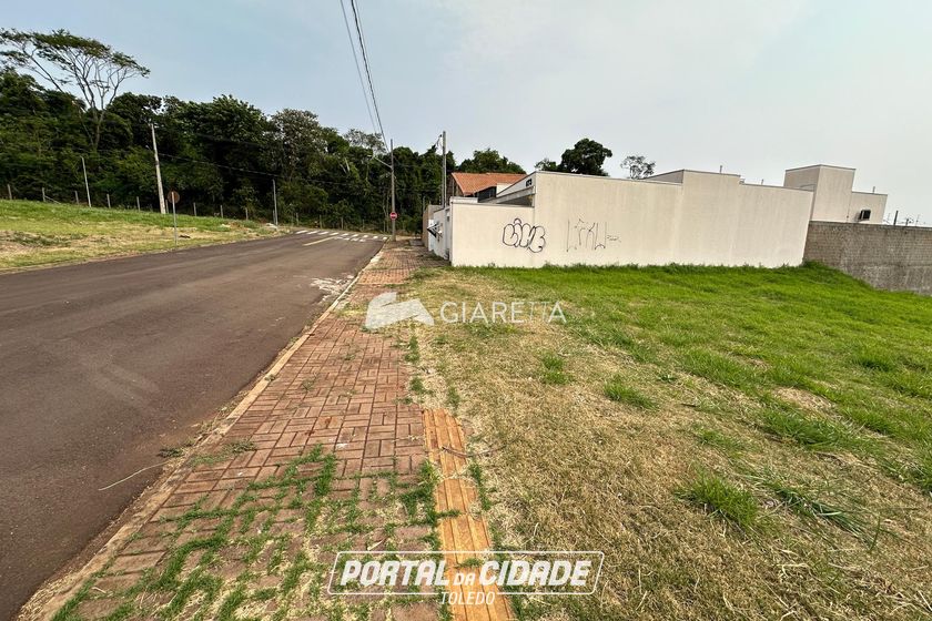Terreno &agrave; venda - 353m&sup2; - JARDIM S&Atilde;O FRANCISCO