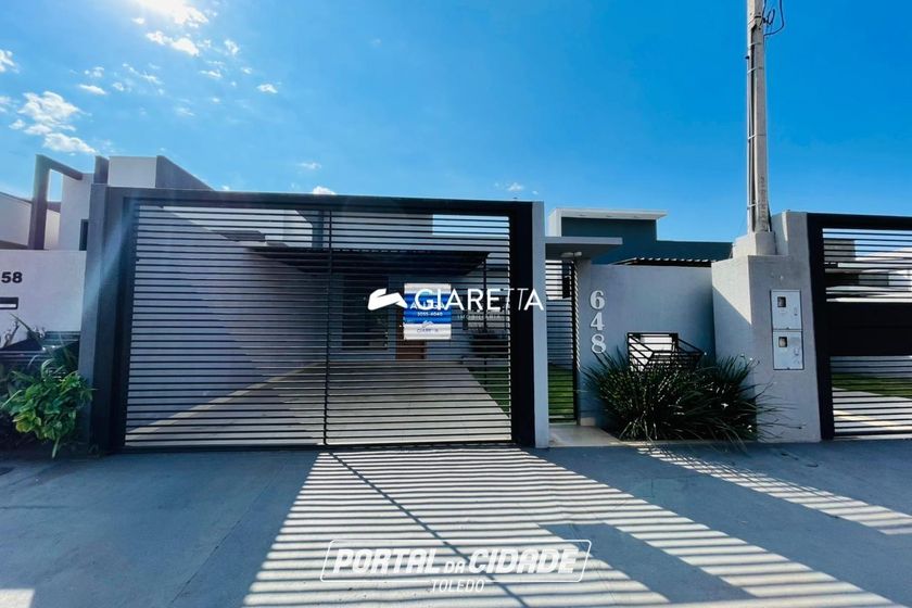 Sobrado para alugar - 115m&sup2; - JARDIM PARIZOTTO