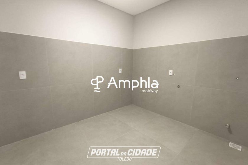 Sobrado &agrave; venda - 306m&sup2; - Maria Luiza
