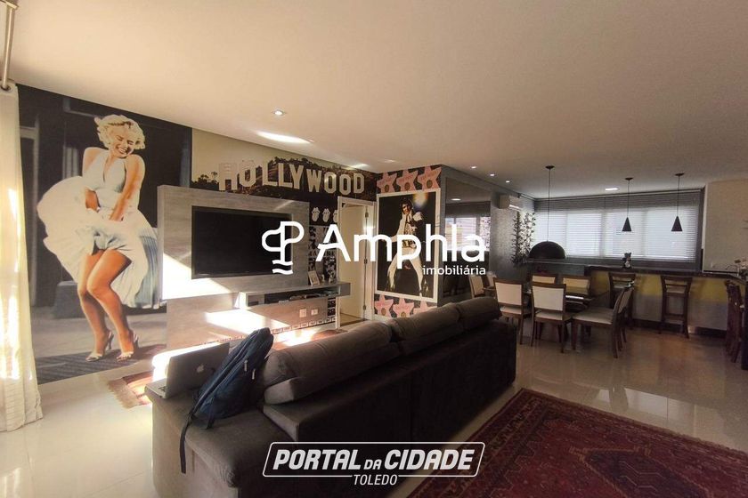 Apartamento &agrave; venda - 230m&sup2; - Centro