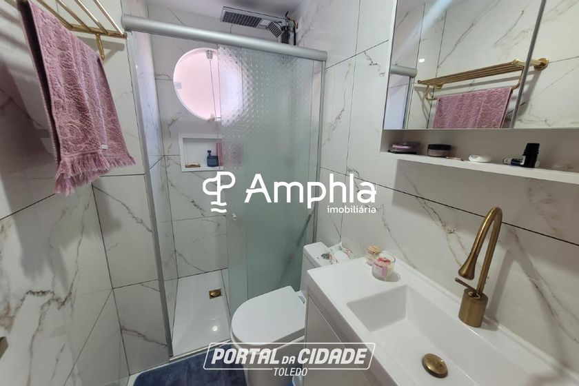 Apartamento &agrave; venda - 60m&sup2; - Centro