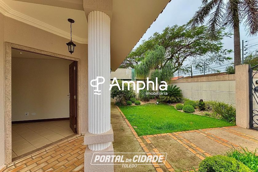Casa &agrave; venda - 285m&sup2; - Recanto Tropical