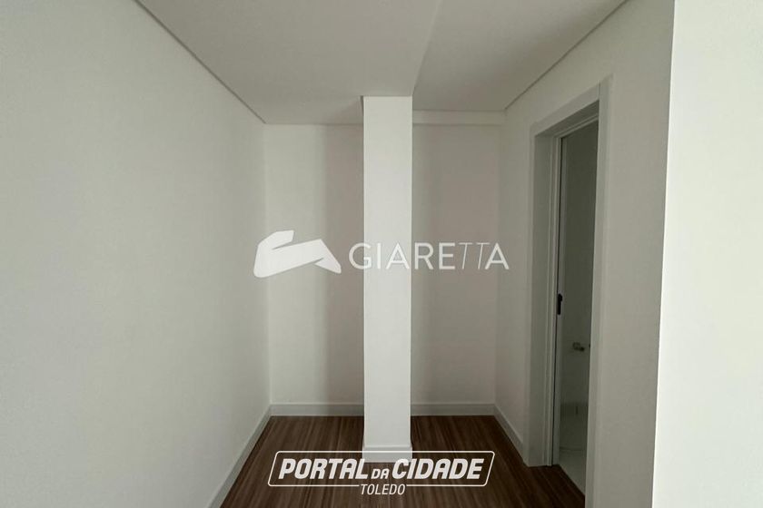 Apartamento &agrave; venda - 105m&sup2; - CENTRO