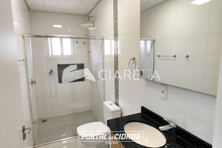 Sobrado para alugar - 208m&sup2; - JARDIM TOCANTINS