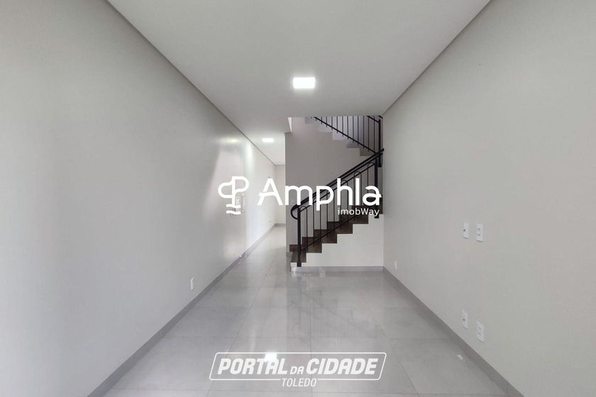 Sobrado &agrave; venda - 152m&sup2; - Jardim Pasqualli