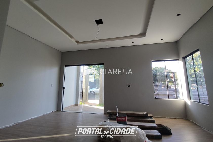 Casa &agrave; venda - 206m&sup2; - JARDIM GISELA