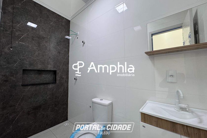 Casa &agrave; venda - 60m&sup2; - Esmeralda