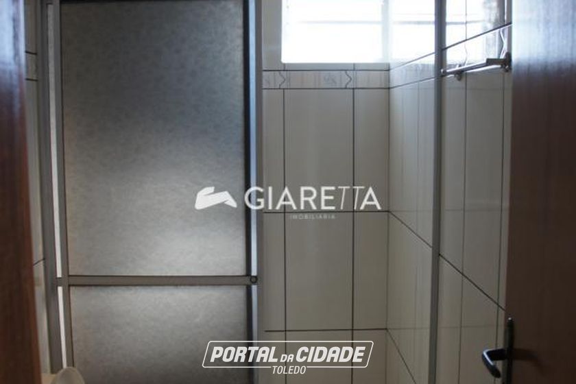 Apartamento para alugar - 130m&sup2; - CENTRO