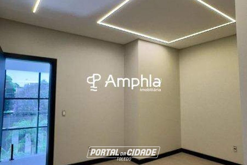 Sobrado &agrave; venda - 301m&sup2; - Country