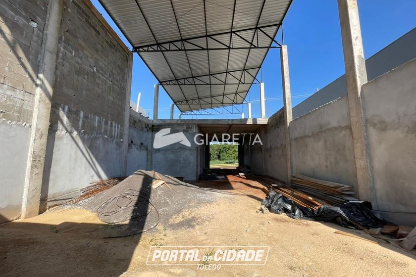 Sal&atilde;o Comercial &agrave; venda - 223m&sup2; - VILA BECKER
