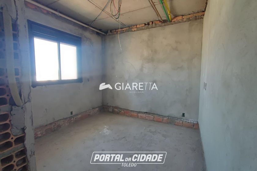 Apartamento &agrave; venda - 105m&sup2; - CENTRO