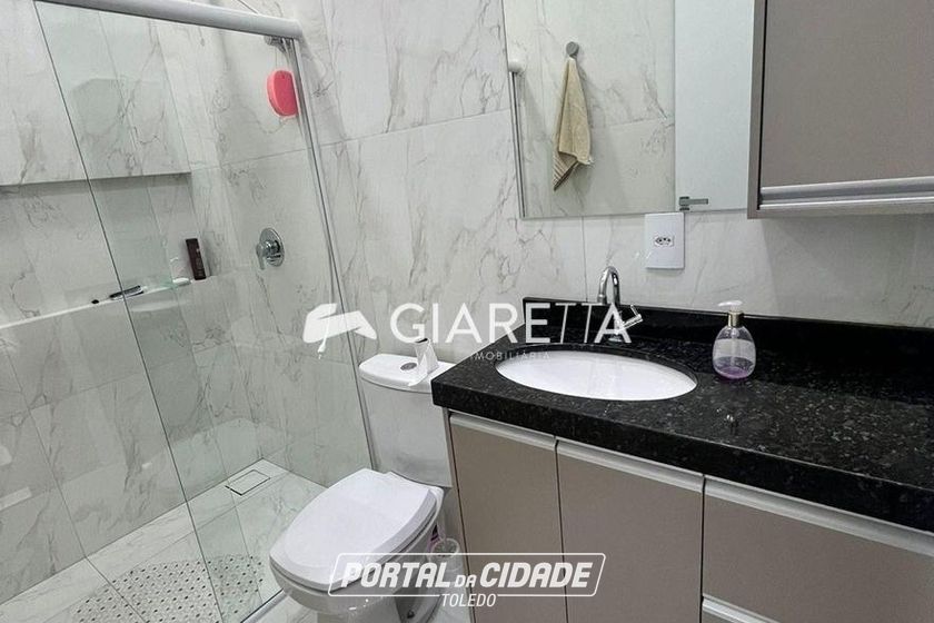 Casa para alugar - 121m&sup2; - JARDIM PANCERA