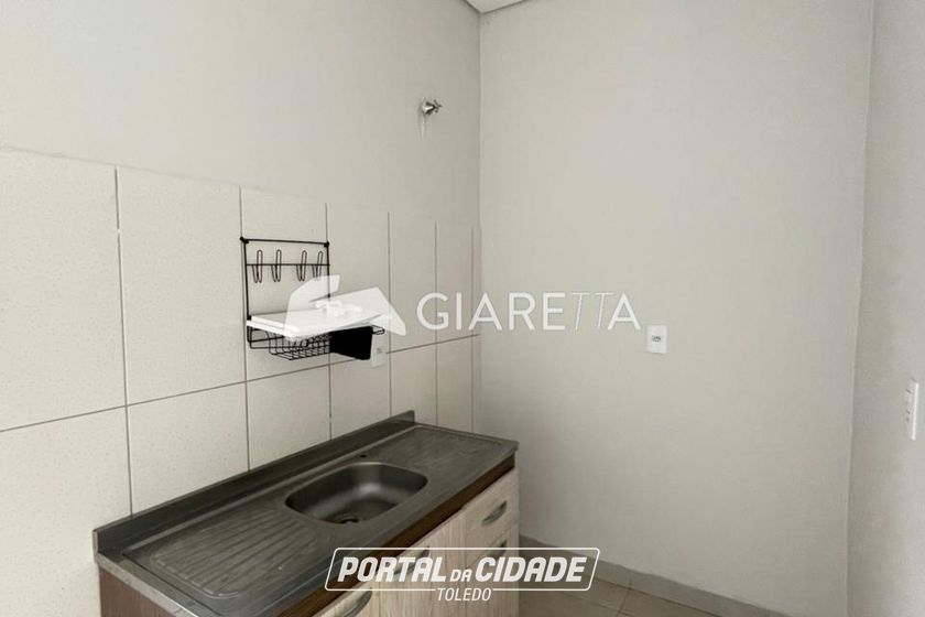 Casa para alugar - 59m&sup2; - JARDIM COOPAGRO
