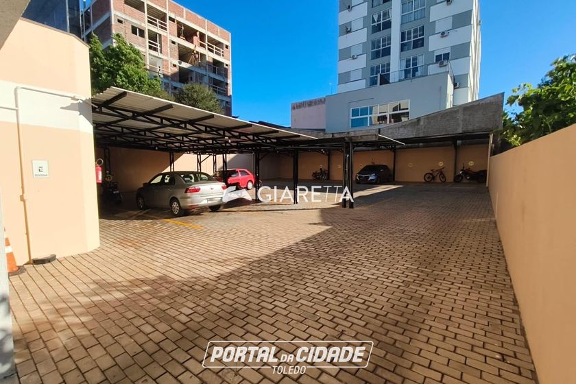 Apartamento para alugar - 85m&sup2; - CENTRO