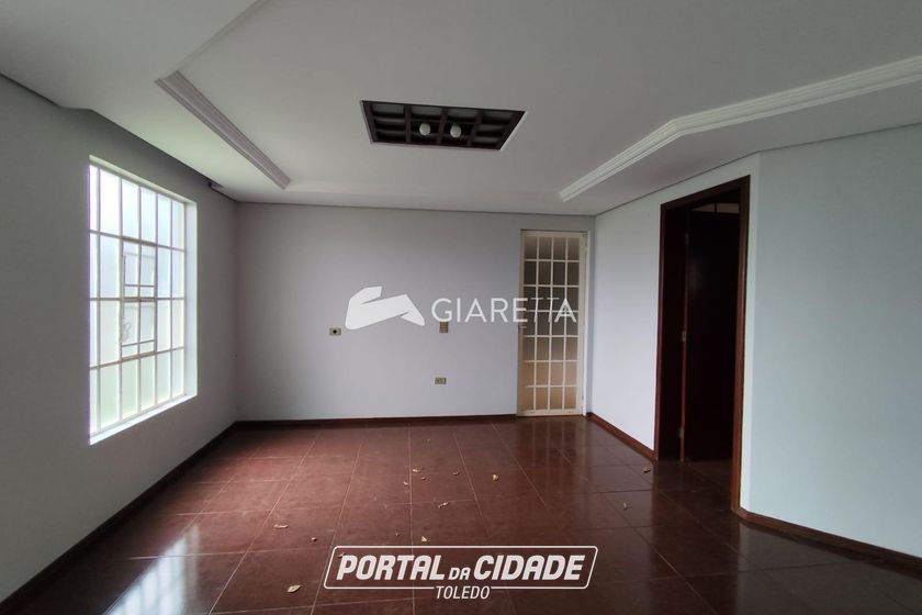 Sobrado para alugar - 205m&sup2; - JARDIM LA SALLE
