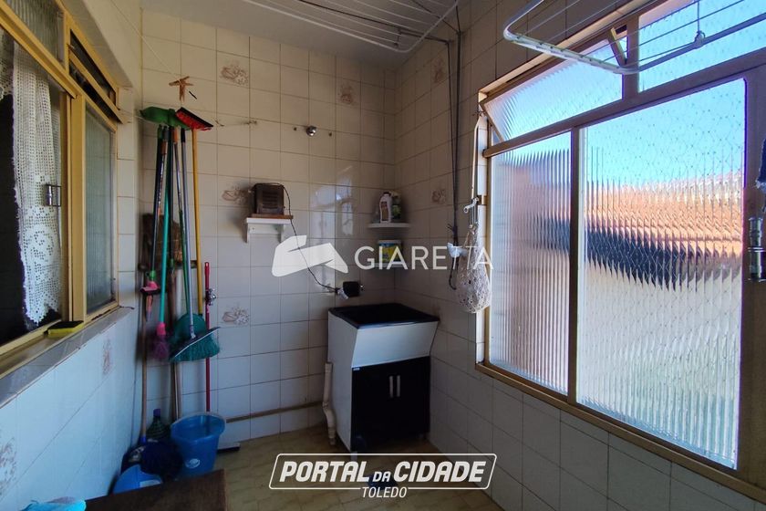 Apartamento para alugar - 120m&sup2; - CENTRO