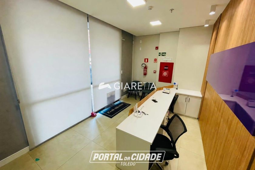 Sala Comercial para alugar - 228m&sup2; - CENTRO
