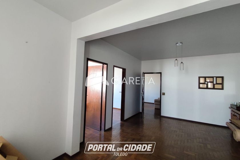 Apartamento para alugar - 120m&sup2; - CENTRO