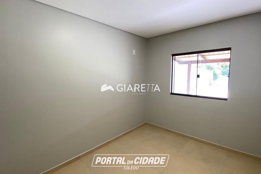 Casa &agrave; venda - 121m&sup2; - JARDIM PANCERA