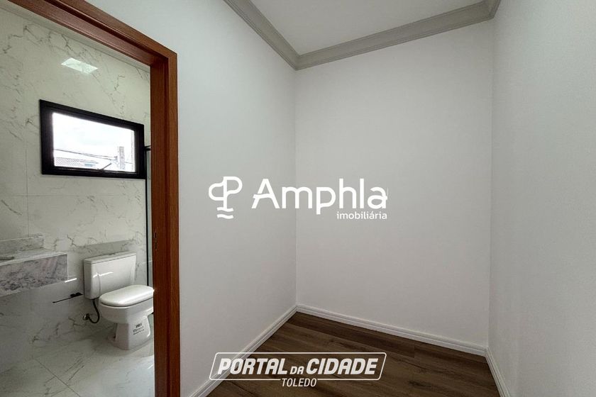 Sobrado &agrave; venda - 105m&sup2; - Coqueiral
