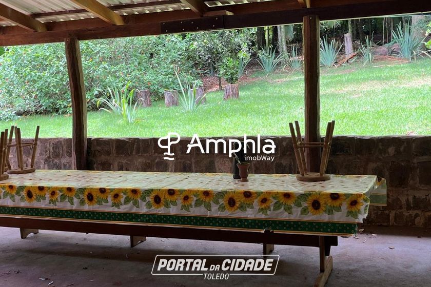 Ch&aacute;cara &agrave; venda - 45351m&sup2; - Zona Rural