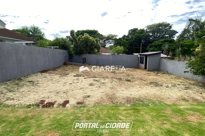 Casa &agrave; venda - 121m&sup2; - JARDIM PANCERA