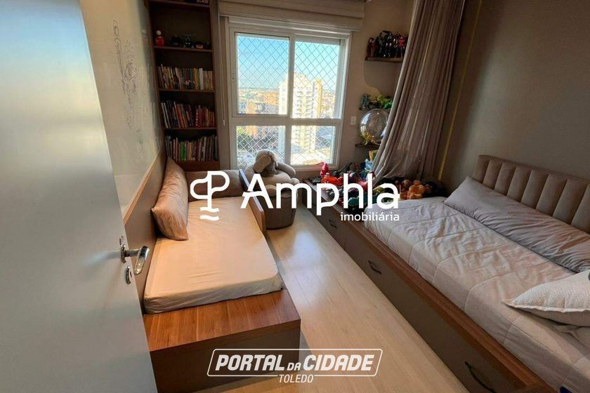 Apartamento &agrave; venda - 136m&sup2; - Centro