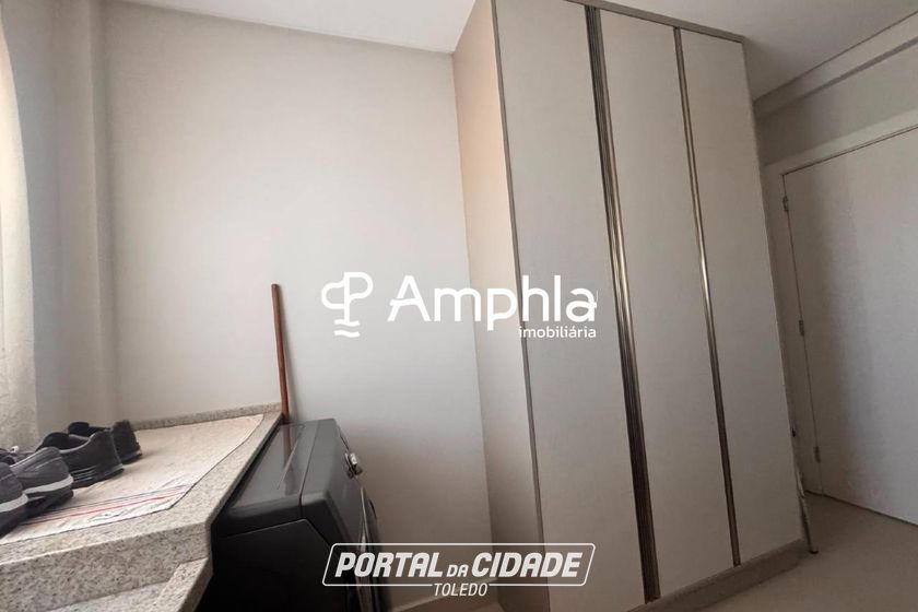 Apartamento &agrave; venda - 250m&sup2; - Centro