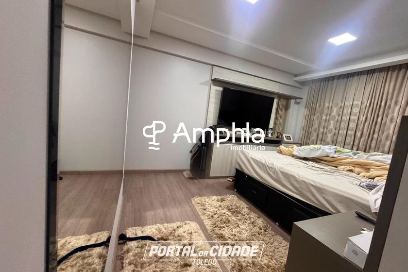 Apartamento &agrave; venda - 250m&sup2; - Centro