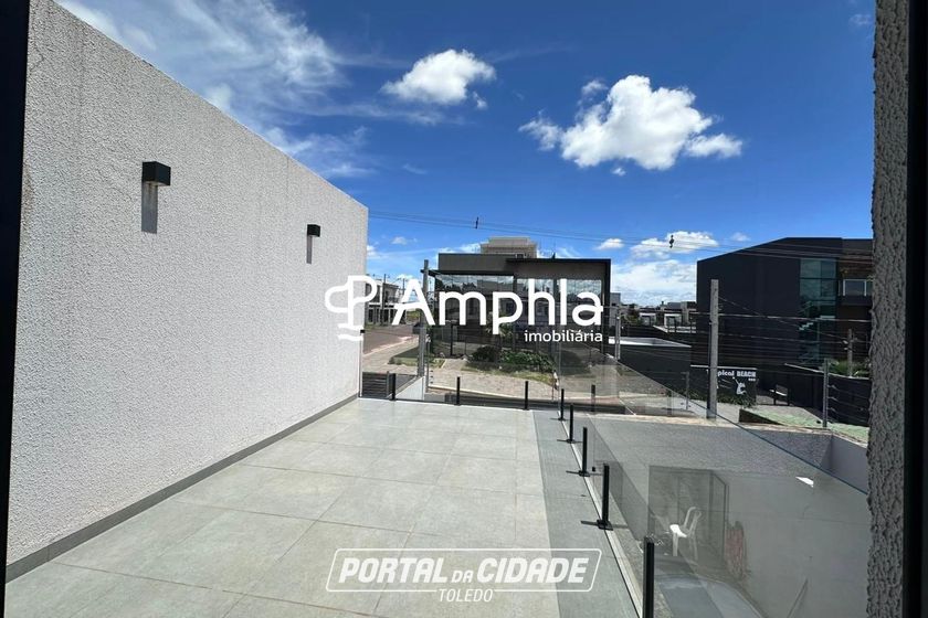 Sobrado &agrave; venda - 130m&sup2; - Recanto Tropical