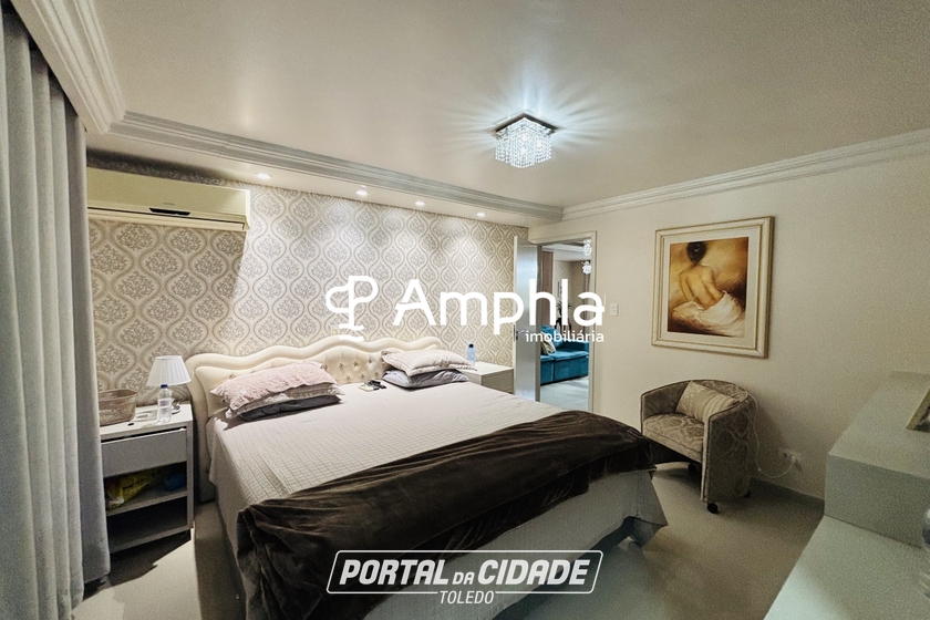 Casa &agrave; venda - 369m&sup2; - Centro