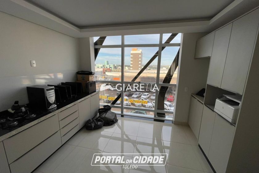 Apartamento para alugar - 100m&sup2; - CENTRO