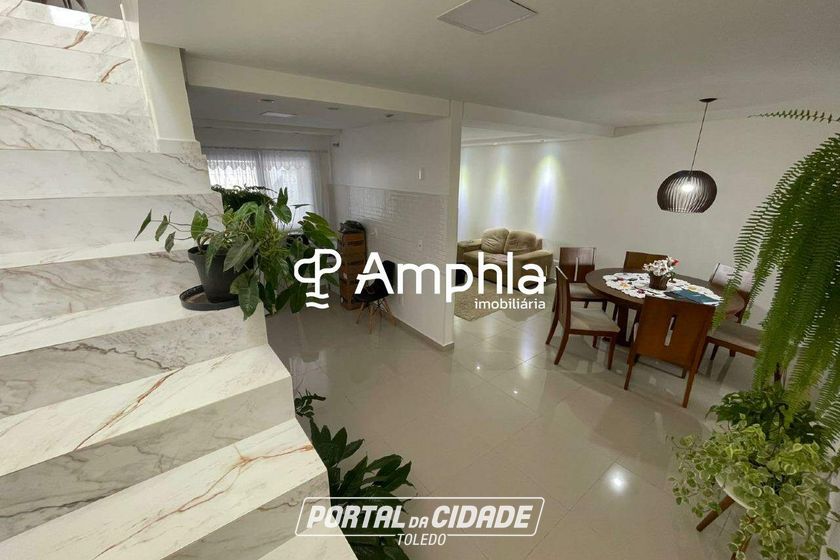 Sobrado &agrave; venda - 184m&sup2; - Maria Luiza