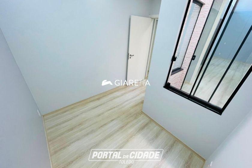 Casa para alugar - 117m&sup2; - JARDIM PANCERA